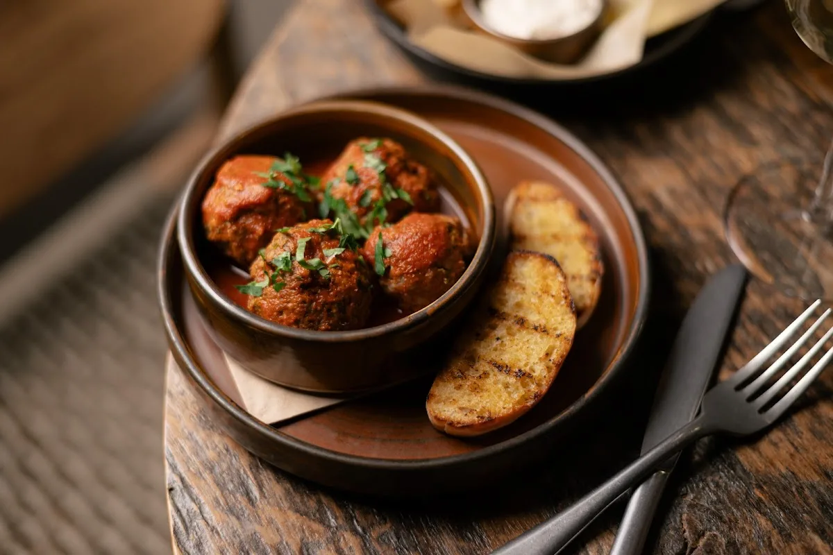 Olive Tree Brasserie Leeds — Restaurant