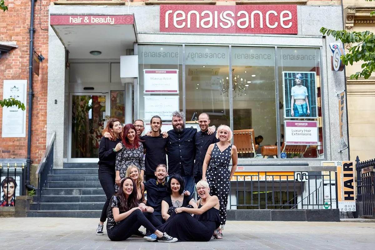 Renaissance hair and beauty — Beauty