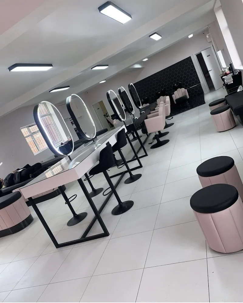 The glam bar leeds ltd