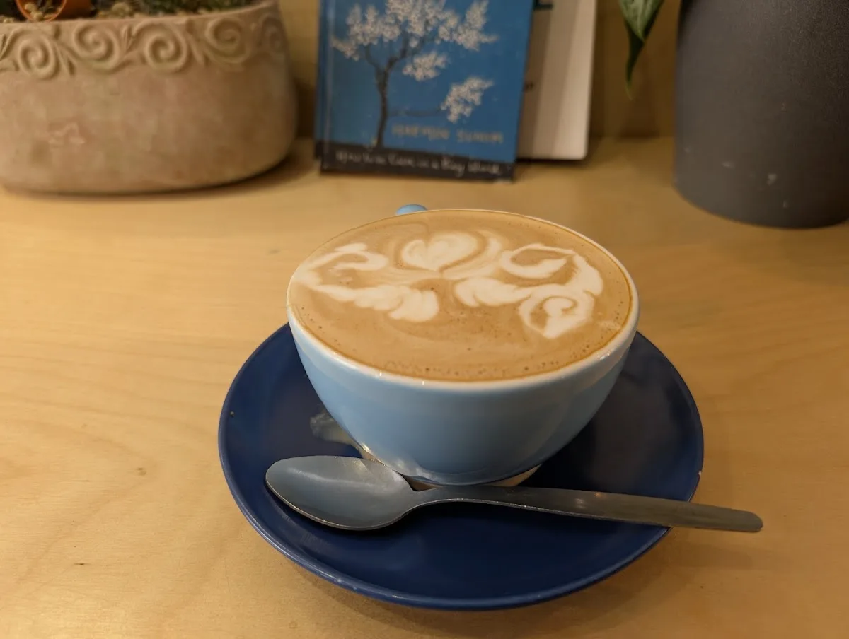 Coffee on The Crescent — Cafe